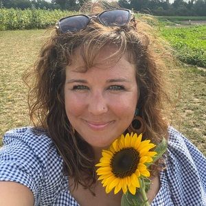 Meet your Posher, Abby